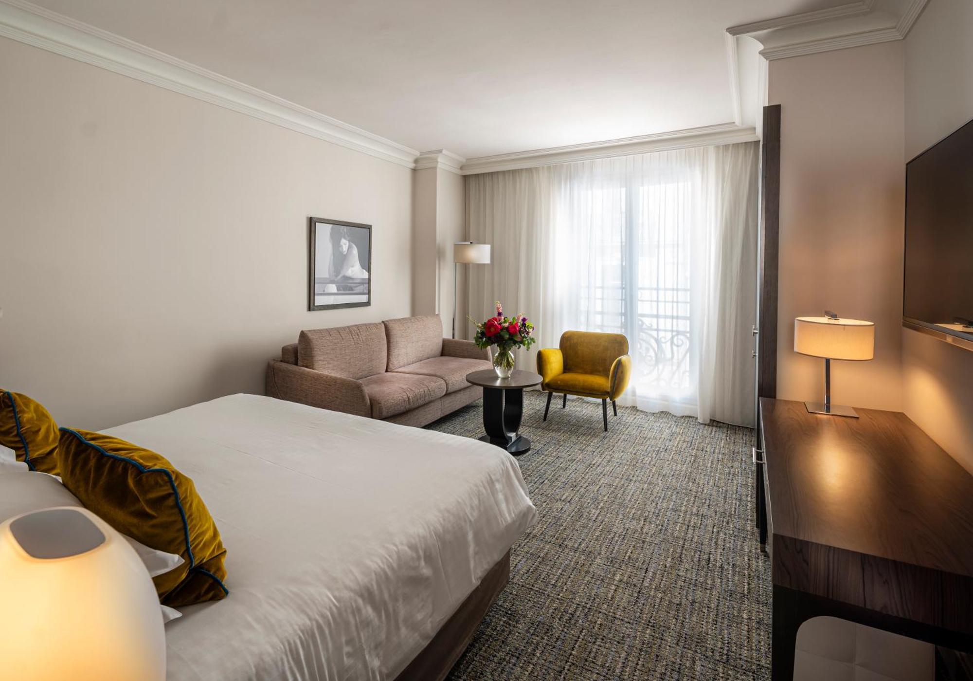 Hotel Le Canberra 4*