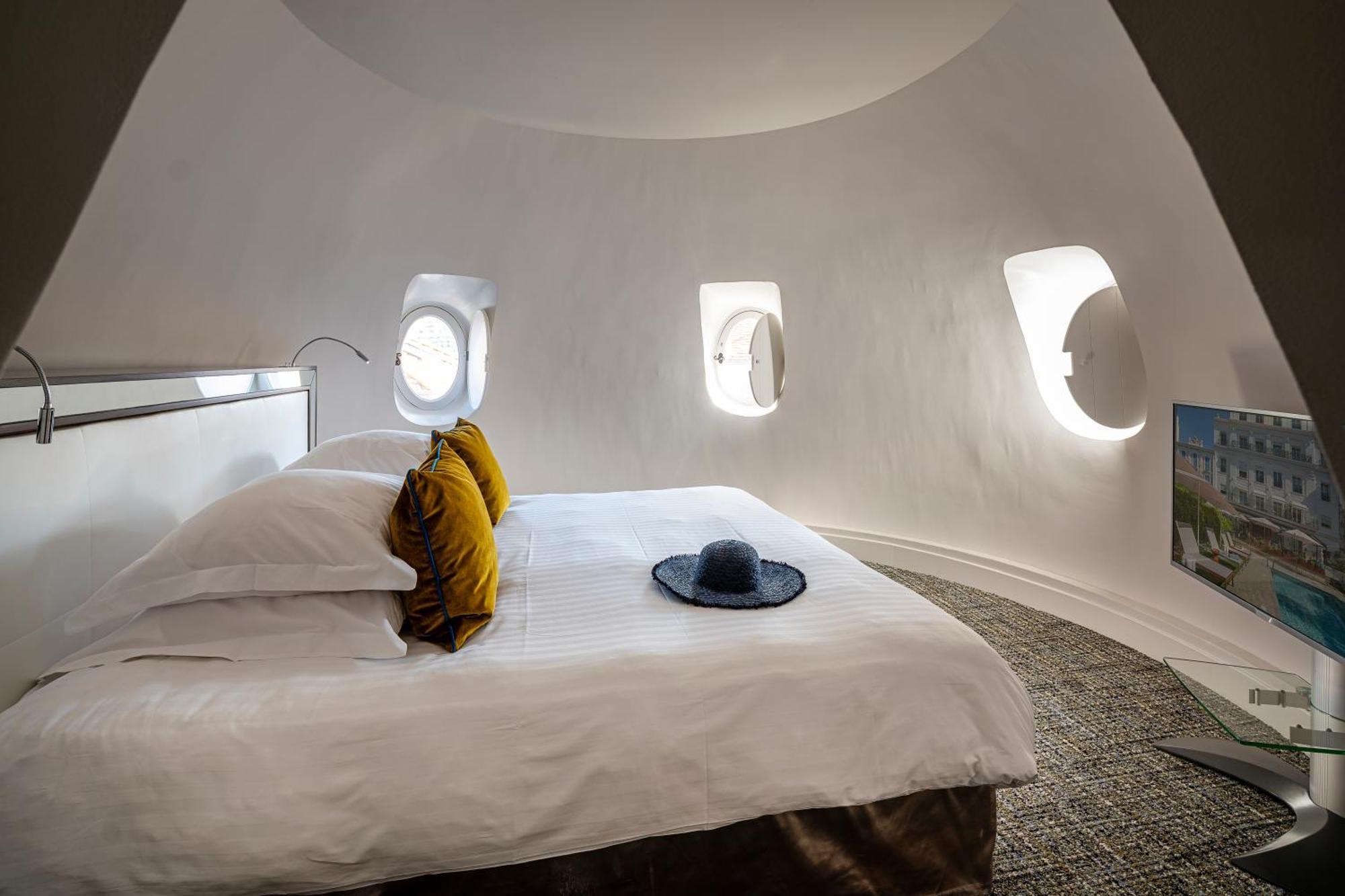 Le Canberra 4*