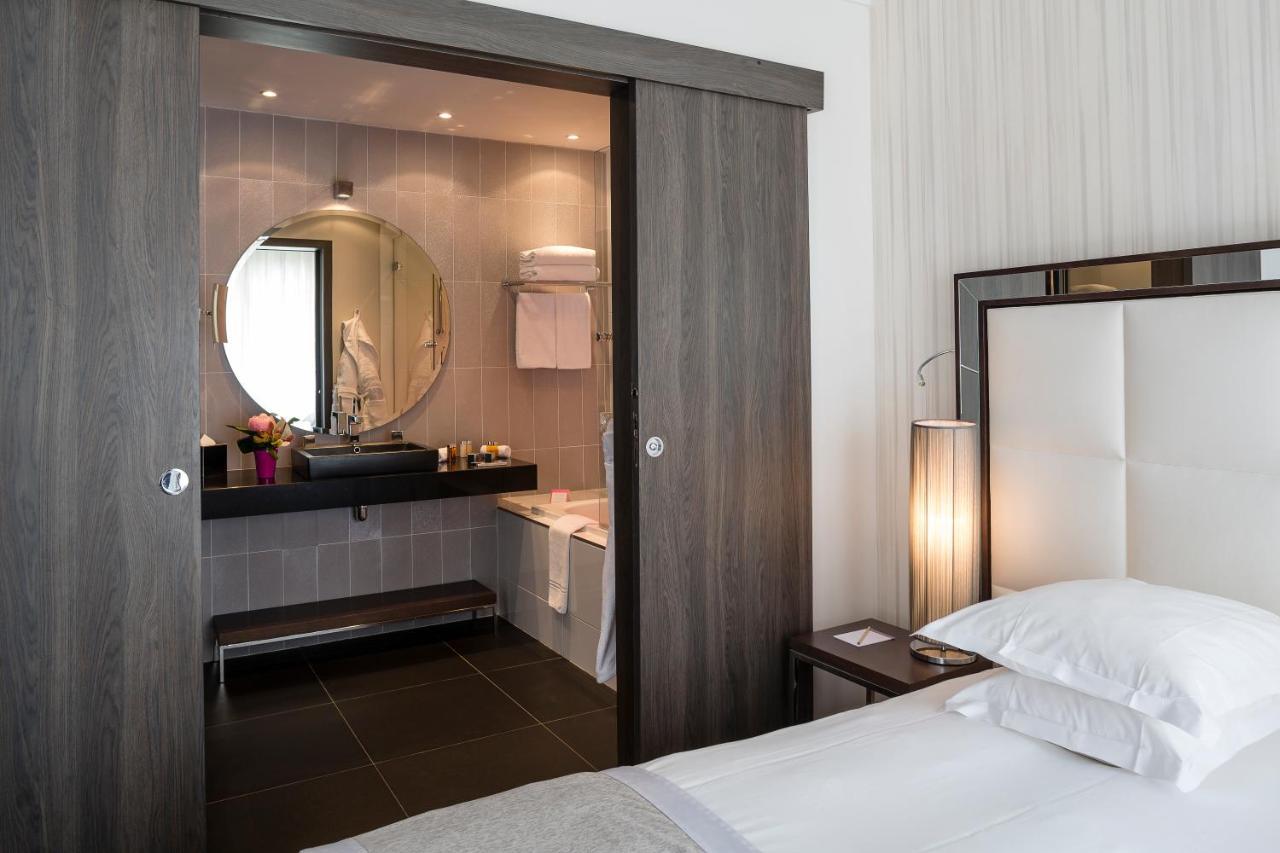 Le Canberra Hotel 4*