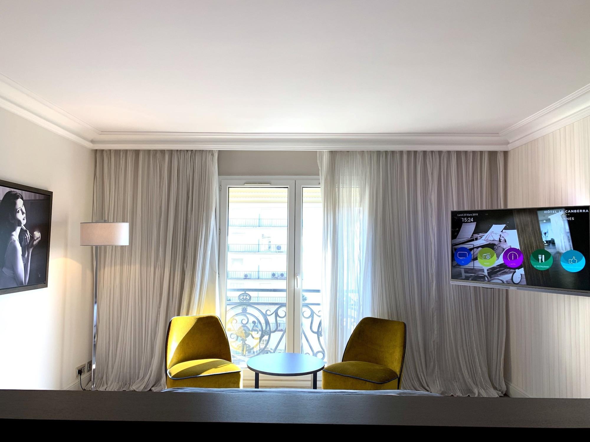 Hotel Le Canberra 4*